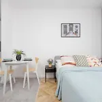 Bk - Cozy And Modern Close To National Stadium Apartment *