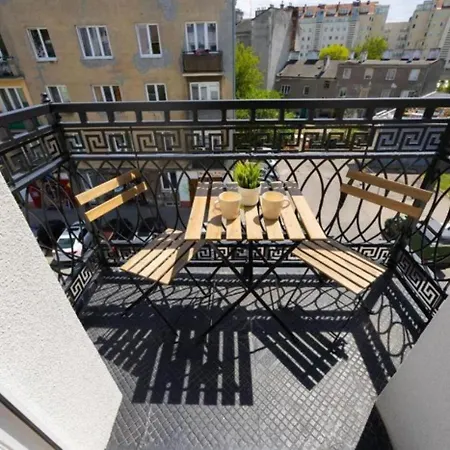 Appartement Bk - Cozy And Modern Close To National Stadium *
